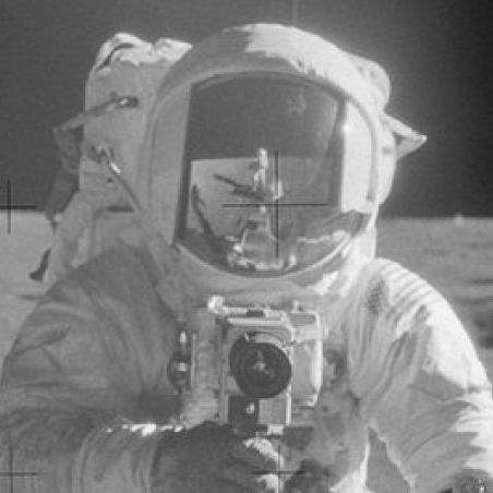 cropped-cropped-the-moon-6-1018-800x800